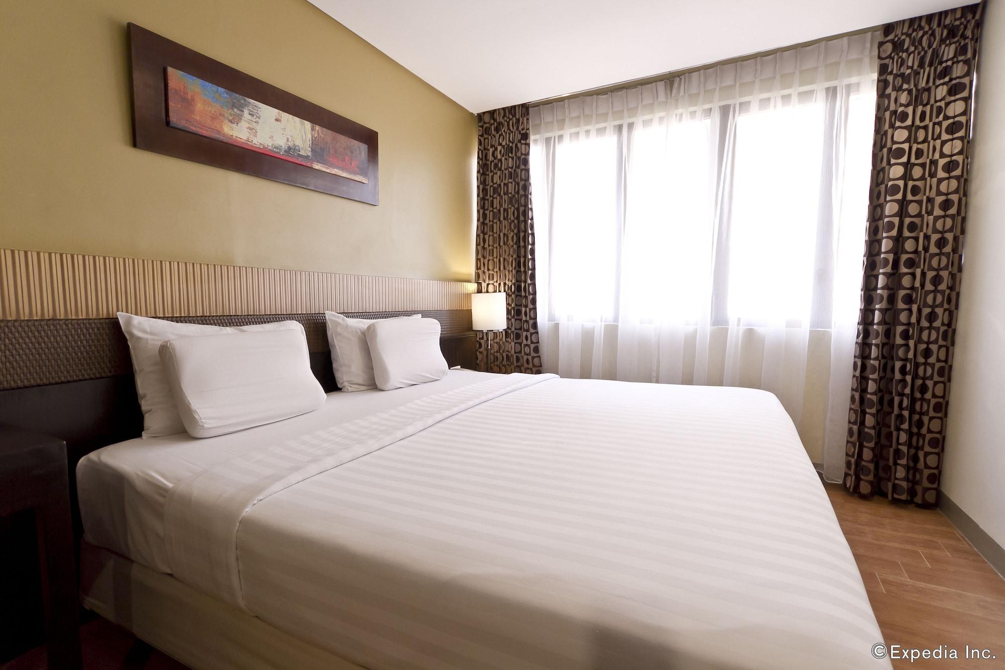 Summit Circle Cebu - Quarantine Hotel Экстерьер фото