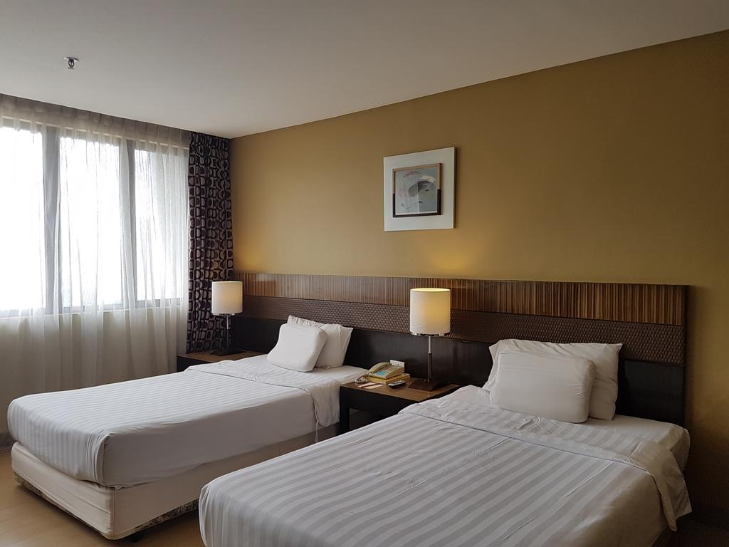 Summit Circle Cebu - Quarantine Hotel Экстерьер фото