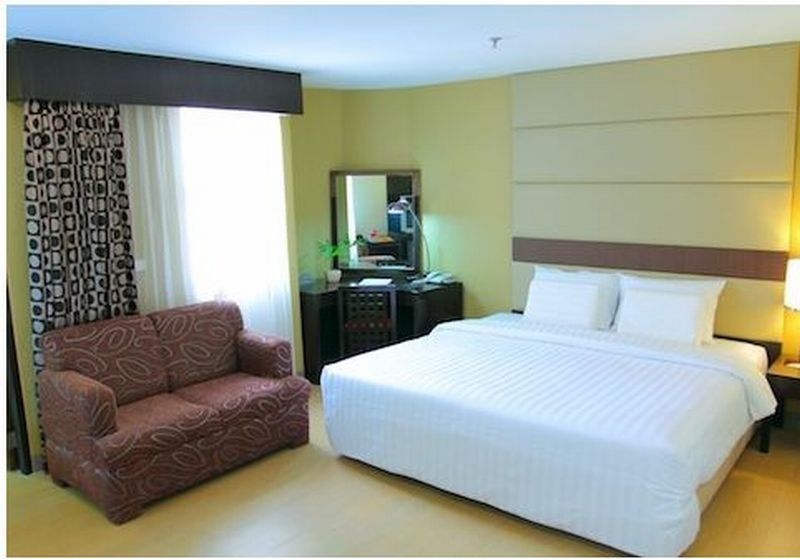Summit Circle Cebu - Quarantine Hotel Экстерьер фото