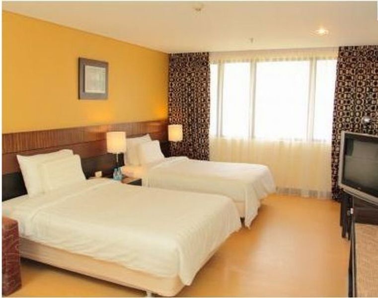 Summit Circle Cebu - Quarantine Hotel Экстерьер фото