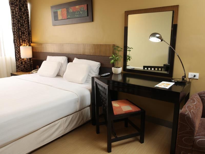 Summit Circle Cebu - Quarantine Hotel Экстерьер фото
